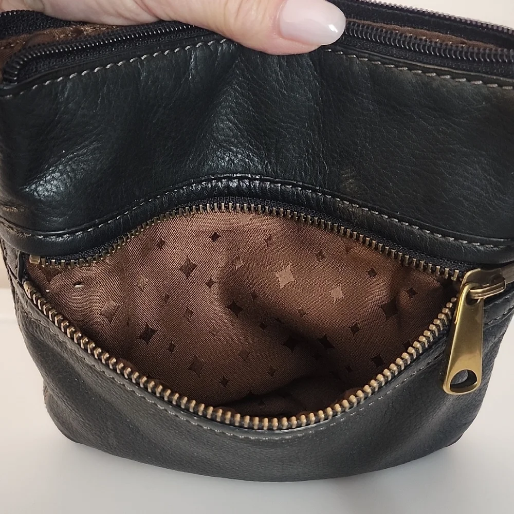 Fossil Explorer Leather Crossbody w/Free Fossil Wallet